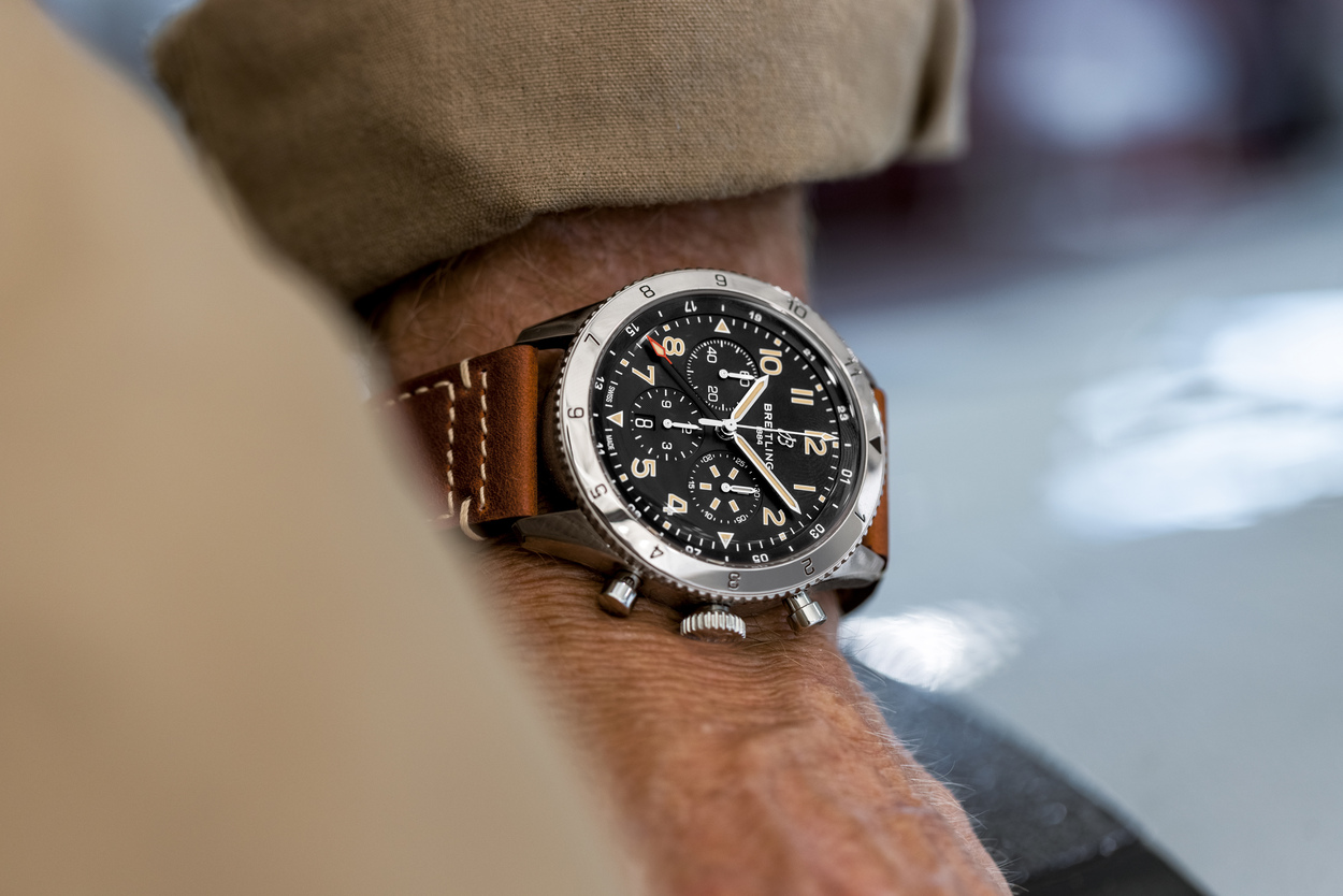 Breitling Super AVI P-51 Mustang in stainless-steel_RGB