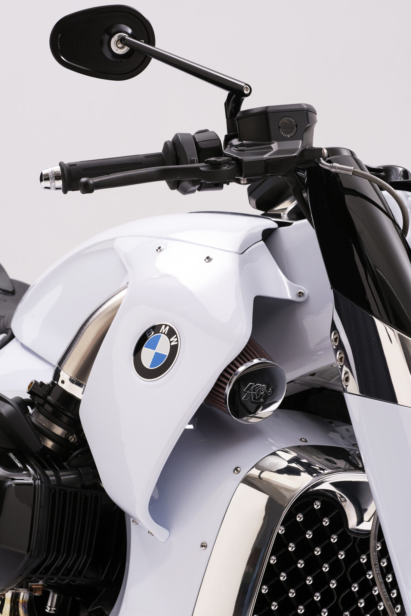 BMW R1250R detail 15 1366x2048