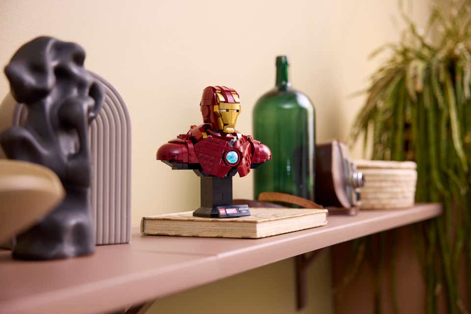 LEGO Marvel Mini Bust 3
