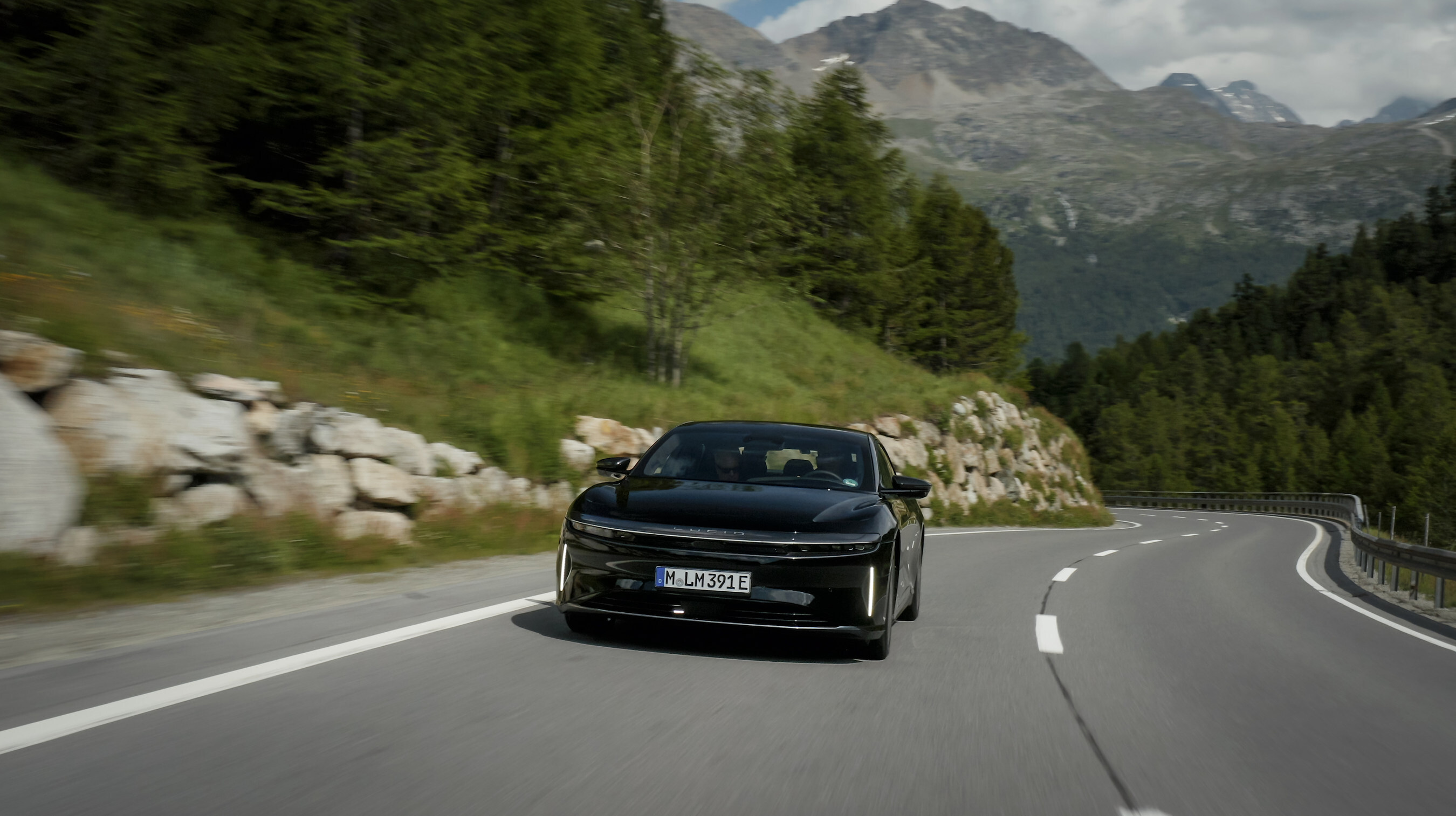 Lucid Group Air Grand Touring Guinness World Records Title 4