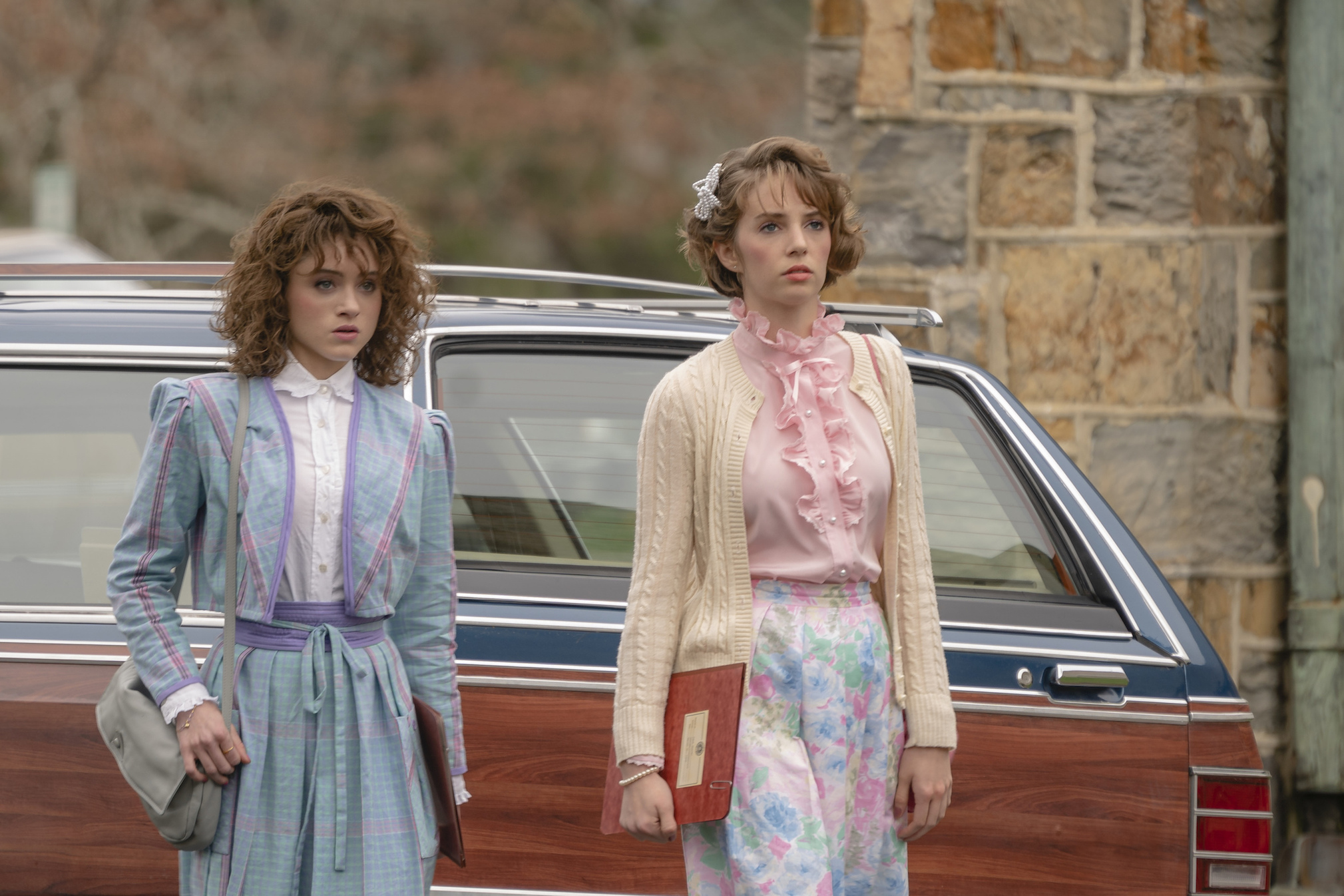 Natalia Dyer Nancy Wheeler Maya Hawke Robin Buckley