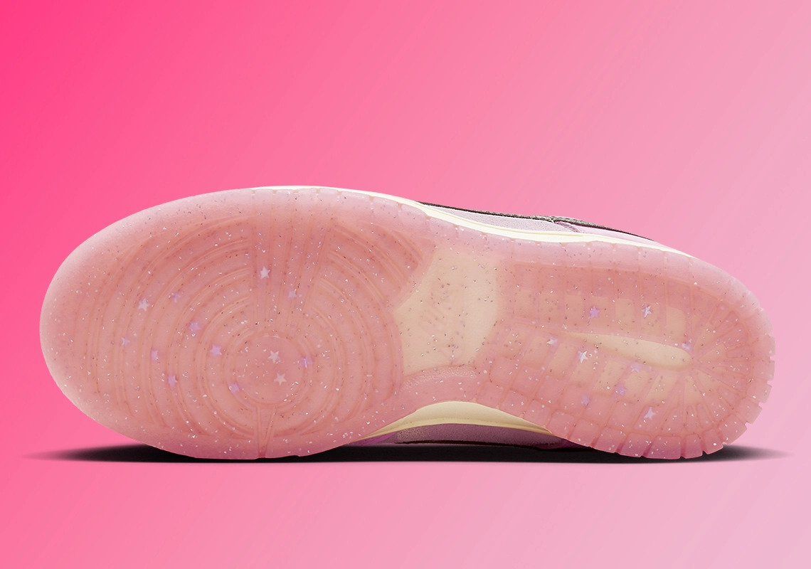 Nike Dunk Low Barbie 6