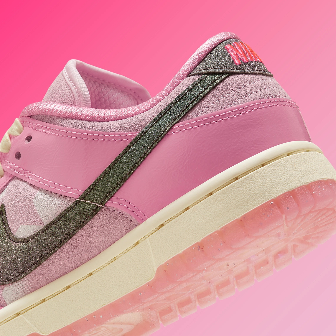 Nike Dunk Low Barbie 7