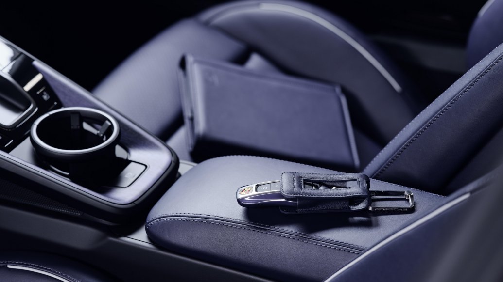 Porsche Italia x Ferragamo 2025 9