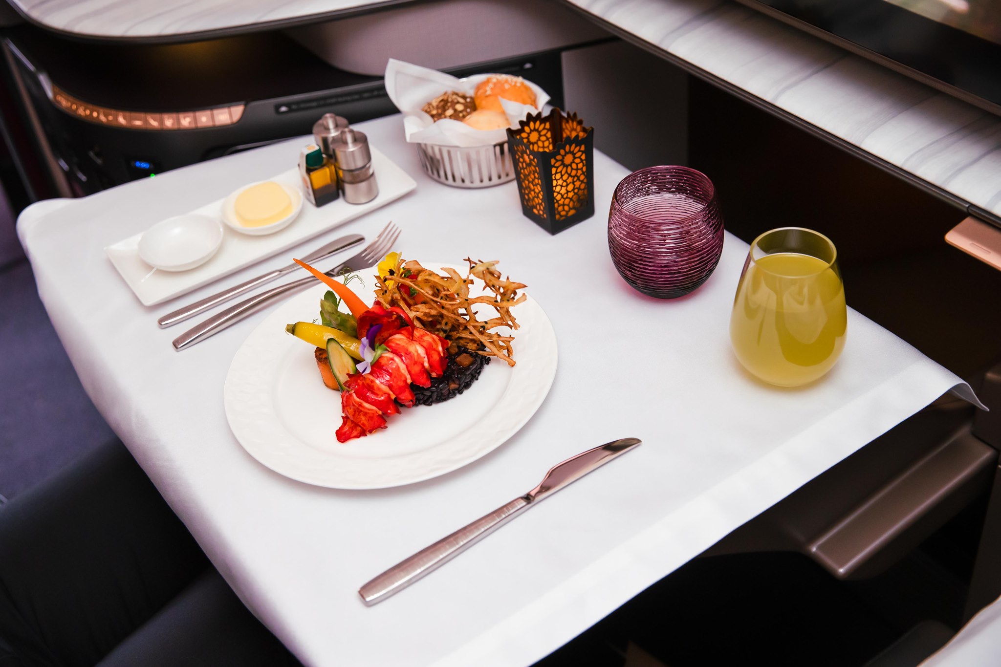 Qatar Airways food
