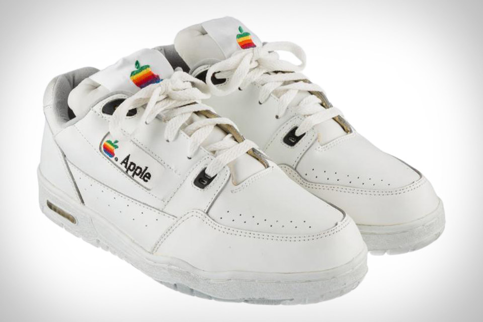 apple sneakers