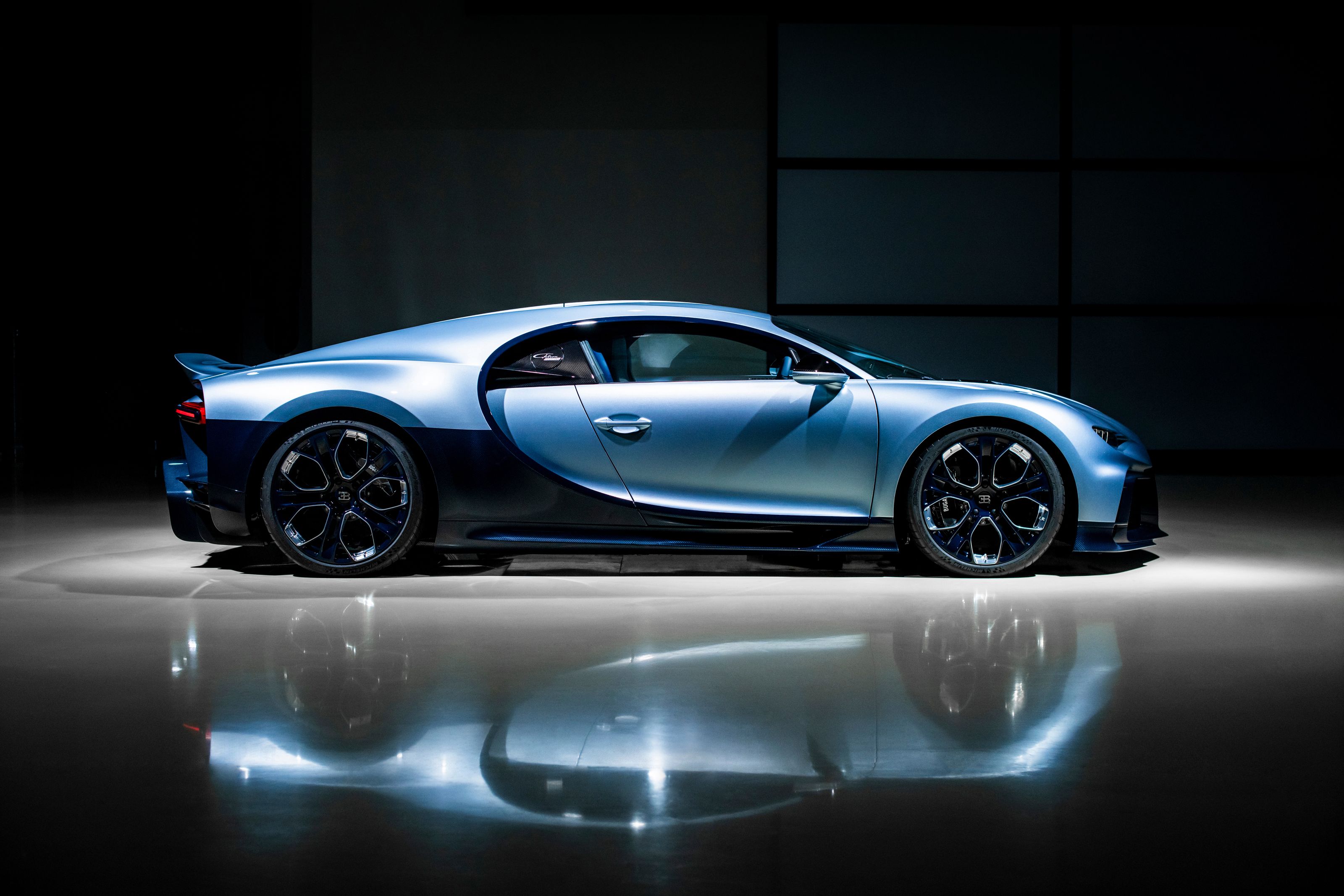 bugatti chiron