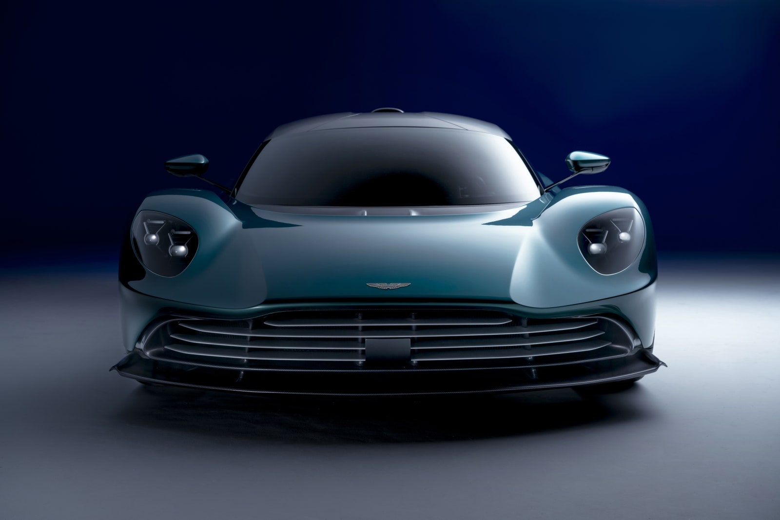 Aston20Martin20Valhalla01