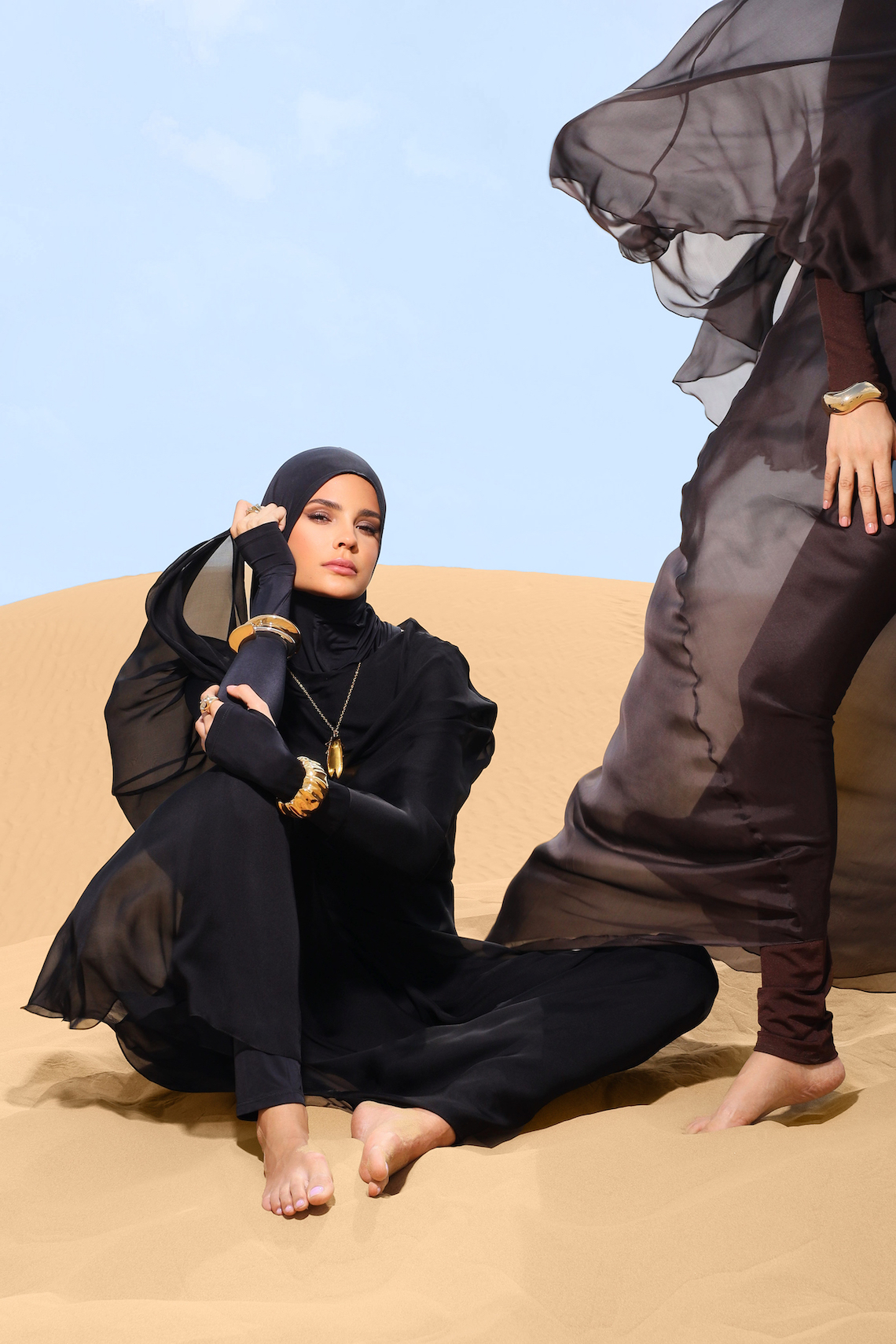 brand woman wear DV United Arab Emirates 3
