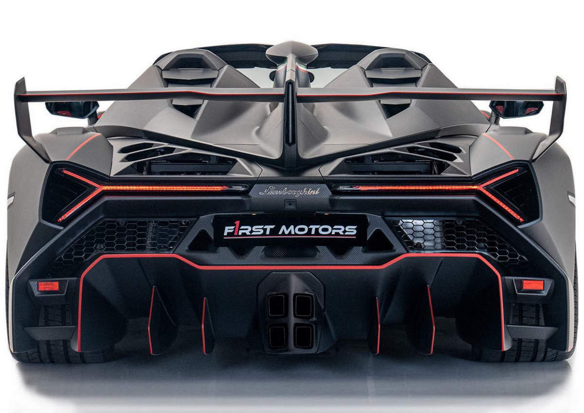 lamborghini veneno roadster 2