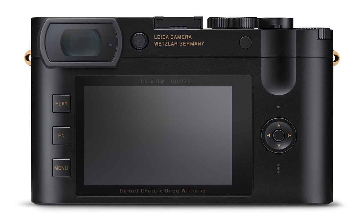 leica james bond 3