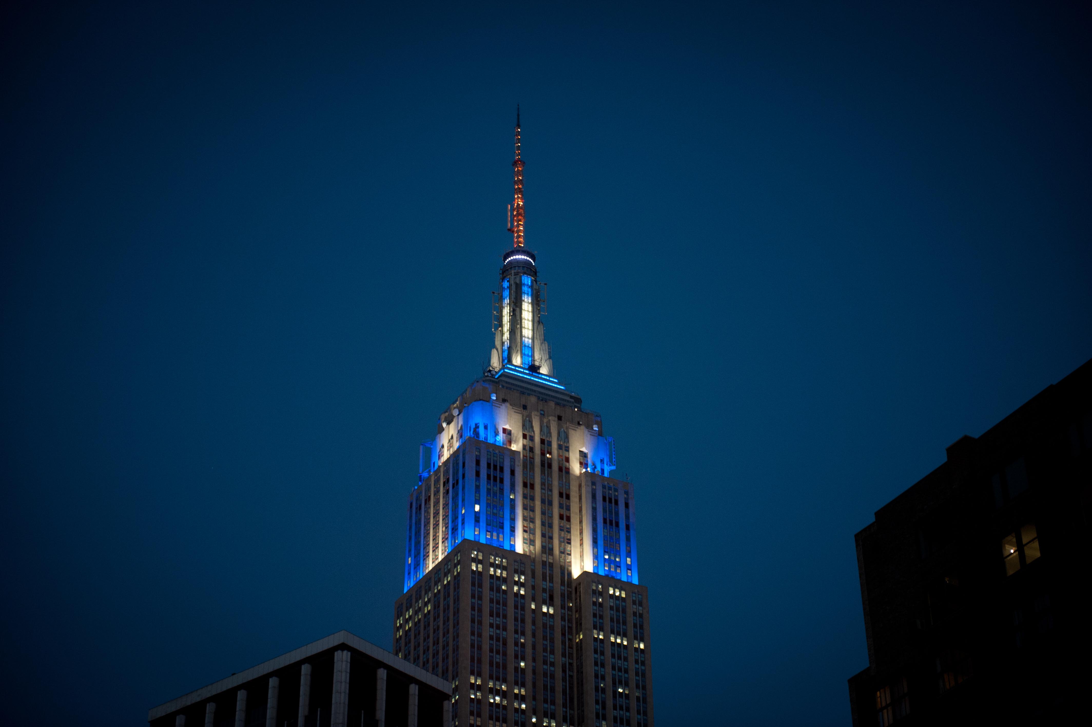 winter wonderland empire state building holiday 13